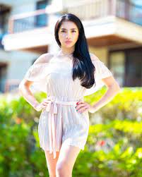 Yuk simak tujuh artis cantik berikut ini. Angel Karamoy Biodata Profil Fakta Perjalanan Karir Dailysia