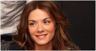 Check spelling or type a new query. Trela Erwteymenh H Basw Laskarakh H Nea Fwtografia Me Ton Soyltato