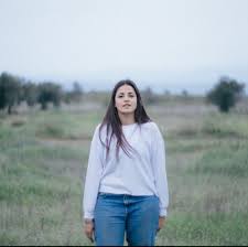 Yusra mardini's story of hardship and triumph resonated with the world when it came to light several months ago and her story has been told many times. Ich Habe Mein Leben Riskiert Und Wurde Verhaftet Weil Ich Gefluchtete Rettete