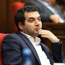 Armenia: ex-president's son-in-law accuses PM's wife of 'cigarette  smuggling racket'