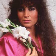 Amanda miguel (born 1 june 1956) is an argentine singer. Amanda Miguel