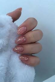 25 Stunning Nail Calm Color For Winter Fashion 4 Calm Color Fashion Nail Stunning Winter Unhas Amendoada Unhas Redondas Unhas Curtas Amendoadas