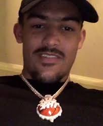 Trae young was the new horace grant as it pertained to his goggles on tuesday night against the orlando magic. Video Quavo Gifts Trae Young Ice Trae Pendant And Chain Blacksportsonline