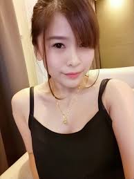 Ipoh吹水站| 我入围了选美的半决赛👑现在是比赞的环节，可以麻烦各位帅哥美女们帮我赞一个吗☺️路过的男神女神们也请 ...