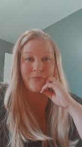 Angie Maddox's Instagram, Twitter & Facebook