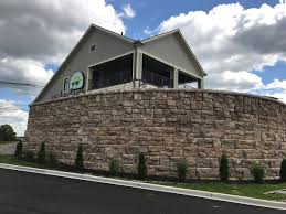 Maybe you would like to learn more about one of these? Redi Rock Expert On Twitter Retaining Walls Amphitheater Seating At King Louie S Blind Squirrel In Louisville Ky