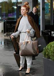 You can watch it at 10.35pm on bbc three. Strictly Come Dancing S Stacey Dooley Steps Out In A Baggy Jogging Suit With Towering Heels Daily Mail Online