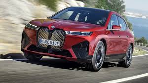 The ix uses a battery with a total capacity of 111.5 kwh, and 106.3 kwh of that amount is usable. 2021 Bmw Ix Electric Suv Revealed Update Online Reservations Open For Australia Caradvice