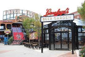 Leinenkugel S Beer Garden Power Plant Live Beer Garden Beer Best Beer