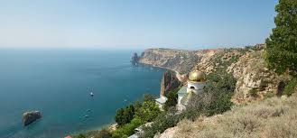 На территории мыса находится одноимённый заказник. Krym Mys Fiolent Poleznaya Informaciya