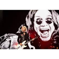 Ross Halfin Photography added a...