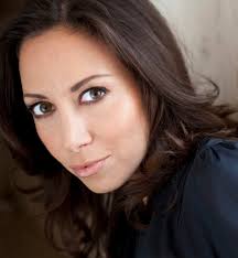 Jennifer Elia's Instagram, Twitter & Facebook