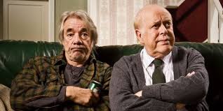 The post doi pe o bancă first appeared on caransebeș. Banc Doi Batrini Pe O Banca N Parc