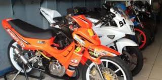 Modifikasi satria 2 tak hitam drag bike dan road race. Satria 2 Tak Archives Otoinfo Id