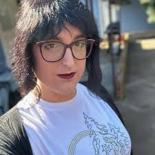 Stevie Roach 🏳️‍⚧️ (@roachmeister@hachyderm.io)