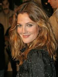 Drew Barrymore Hair Color Drew Barrymore Hair Hair Styles Wavy Hair