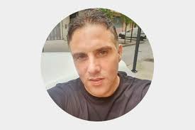 ANDRÉ ABELEDO FERNÁNDEZ. «La izquierda progre es la izquierda falsa». – La  Nueve. Tu digital de actualidad. Diario de información