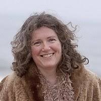 Lucy's Winter Rescue: Amazon.co.uk: Booth, Anne, Williams, Sophy:  9780192745903: Books