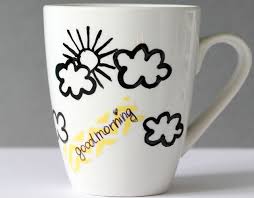 Stelle sie aufrecht auf ein backblech. Diy Kaffeetassen Bemalen Beschriften Was Eigenes