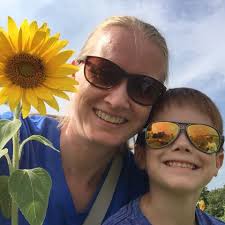 Do refillable cups have handles?