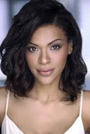 Zoey's Extraordinary Playlist (2020