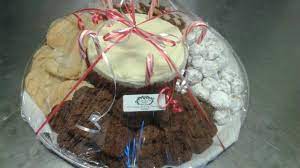 This Tray Usually Rings Up Around 50 60 The Beauty Taste Is Worth The Price Fabulous Foods Bakery Flavors