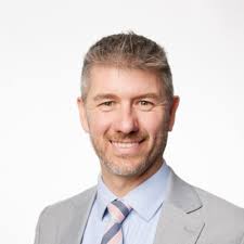 chiefofstaff #ceo #corporateculture #betonyourself #google #tech #amazon  #speaker #author