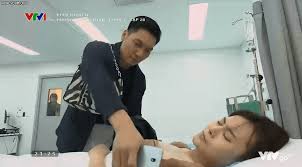 Thoáng thấy bóng nam, gương mặt long đã biến sắc. Wt7lsvvjedkwpm