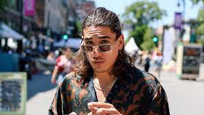 Hector bellerin looking like kylo ren forgot to put the bins out and threw the first coat and slippers hector bellerin has fully embraced london fashion week men's. Arsenal Star Hector Bellerin Joins The Style Panel At Esquire Townhouse 2018