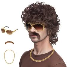 Amazon.com: M MISS U HAIR Pelucas de los años 70 para hombre, peluca de  discoteca para fiesta de Halloween, pelo corto con plumas marrones con  gafas, collar dorado, bigote