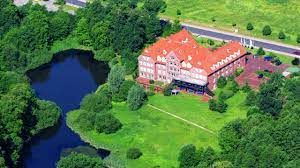 For travelers visiting neustrelitz, the royal inn park hotel fasanerie is an excellent choice for rest and rejuvenation. Park Hotel Fasanerie Neustrelitz Holidaycheck Mecklenburg Vorpommern Deutschland