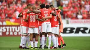 Benfica internacional porto alegre franco cervi rodrigo caetano. Asi Juega Inter De Porto Alegre El Poderoso Rival De La U As Chile