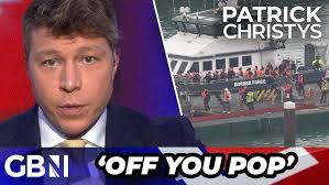 Olly Murs, Rod Julian and Ross Pearce react to Sam Gilley's TKO win against  Jack McGann