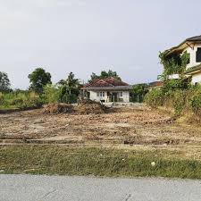 Padahal kita tahu, bahwa di tanah manusia menanam tanaman untuk memenuhi kebutuhan baik pangan, sandang maupun perumahan. Ejen Hartanah Perak Tanah Lot Banglo Di Desa Seri Iskandar Perak Untuk Dijual