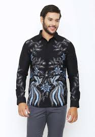 Model sasirangan modern model tunik model terlaris. 30 Model Baju Batik Pria Gaul Kombinasi Polos Modern