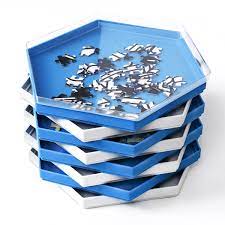 This pack contains six trays to sort your puzzle pieces. Becko Stackable Puzzle Sorting Trays Jigsaw Puzzle Sorters With Lid White Blue Walmart Com Walmart Com