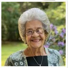 Ladonna Blount's Instagram, Twitter & Facebook