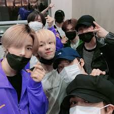 Hybe (하이브) is a south korean entertainment company. E Last E Last Elast Kpop E Last Kpop