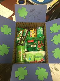 Pin By Laurel On Boxes College Girl Christmas Gifts Christmas Care Package Homemade Birthday Gifts