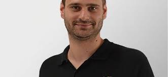 Gary Lombard's Instagram, Twitter & Facebook