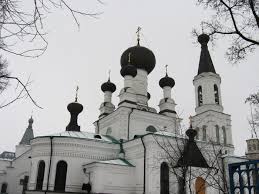 Dominantou je užhorodský hrad, stojící na 30 m vysoké sopečné vyvýšenině; Pamatky Mogilev Popis Recenze