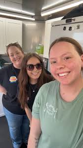 This will be a long one so bear with me! 😂 Thank you to everyone who have  been by the food truck for some grub, worked with me, gave advice, lent a