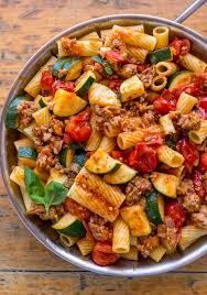 Rigatoni With Sausage Tomatoes And Zucchini Baker By Nature Recipe Easy Pasta Recipes Pasta Dishes Easy Pasta