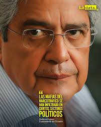 Tendencia "Las mafias del narcotráfico se han infiltrado en ciertos  sectores políticos" Durante una ceremonia de graduación en la Universidad  de los Andes, el expresidente Guillermo Lasso alertó sobre la infiltración  de