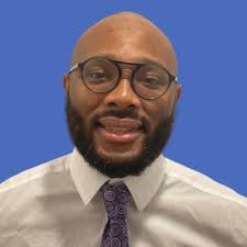 1 year. 796 deals. 1,058 emails. 1,964 dials. 3800+ LinkedIn Connections.  832,978 LinkedIn Impressions. 1M+ in closed won deals. Not bad for my first  year at a startup. 🤷‍♀️ 🐘