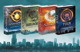 Available together for the first time?all three books in the #1 new york times bestselling divergent trilogy, plus the companion volume told from the perspective of the immensely popular character tobias. Book Series Divergent Insurgent Allegiant Four 4 Books Mercado Livre