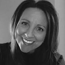 Lori Salyers's Instagram, Twitter & Facebook