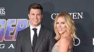 Scarlett johansson and colin jost are both parents. Kiyw Wvhtjl2gm