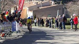 126 kilomètres figurent au programme. Boucles Du Haut Var L Arrivee De La 3e Epreuve Youtube