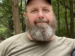 Ray Hopper's Instagram, Twitter & Facebook